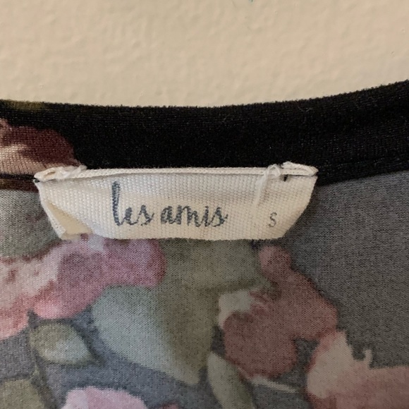 Floral Top by LES AMIS size Small - Picture 8 of 13